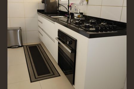 Apartamento à venda com 130m², 3 quartos e 2 vagasCozinha