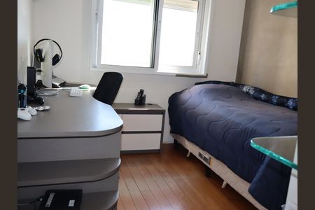 Apartamento à venda com 130m², 3 quartos e 2 vagasQuarto 2