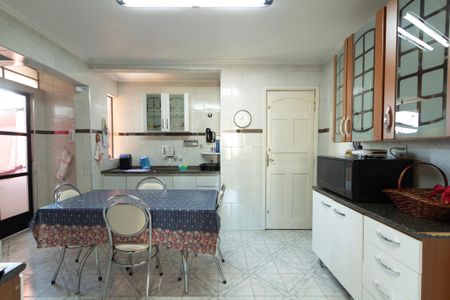 Cozinha  de apartamento para alugar com 3 quartos, 135m² em Centro, Sorocaba