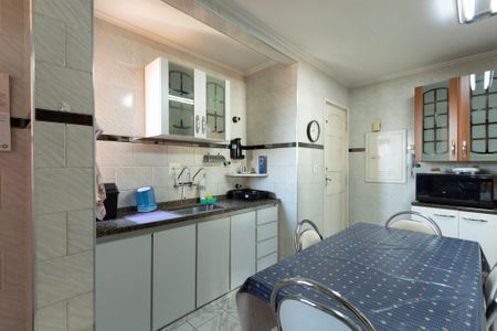 Apartamento para alugar com 135m², 3 quartos e 1 vagaCozinha 