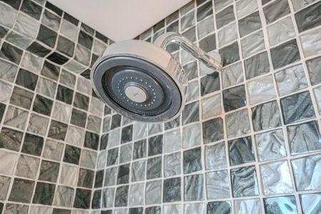 Banheiro da Suíte 1 de apartamento à venda com 2 quartos, 53m² em Bela Vista, São Paulo