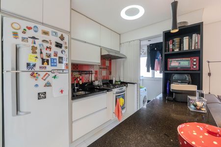 Apartamento à venda com 53m², 2 quartos e 1 vaga Apartamento à venda com 53m², 2 quartos e 1 vagaCozinha e Área de Serviço