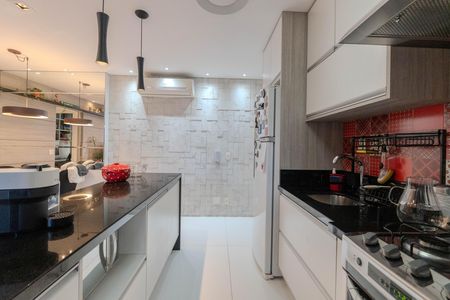 Apartamento à venda com 53m², 2 quartos e 1 vaga Apartamento à venda com 53m², 2 quartos e 1 vagaCozinha e Área de Serviço
