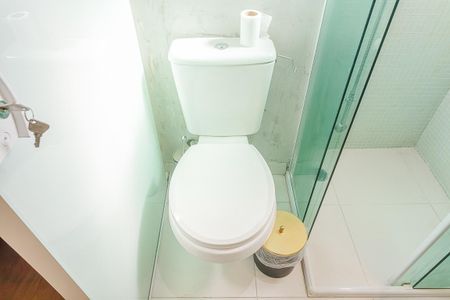 Studio para alugar com 33m², 1 quarto e 1 vaga Studio para alugar com 33m², 1 quarto e 1 vagaBanheiro