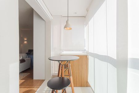 Studio para alugar com 33m², 1 quarto e 1 vaga Studio para alugar com 33m², 1 quarto e 1 vagaVaranda