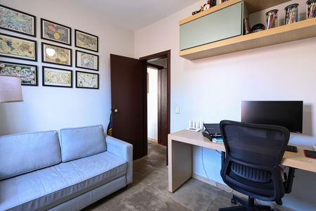 Apartamento à venda com 100m², 3 quartos e 2 vagasQuarto 2