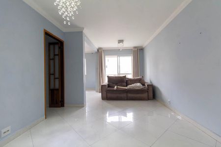 Apartamento para alugar com 68m², 2 quartos e 1 vagaSala