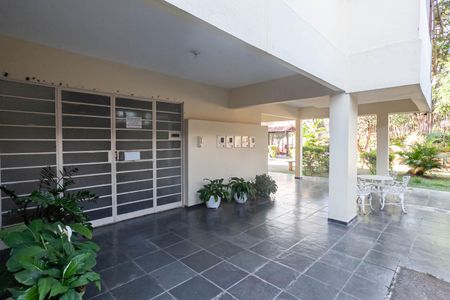 Apartamento à venda com 50m², 3 quartos e 1 vaga Apartamento à venda com 50m², 3 quartos e 1 vagaEntrada
