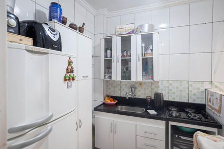 Apartamento à venda com 50m², 3 quartos e 1 vaga Apartamento à venda com 50m², 3 quartos e 1 vagaCozinha e Área de Serviço