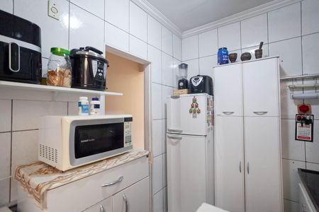 Apartamento à venda com 50m², 3 quartos e 1 vaga Apartamento à venda com 50m², 3 quartos e 1 vagaCozinha e Área de Serviço