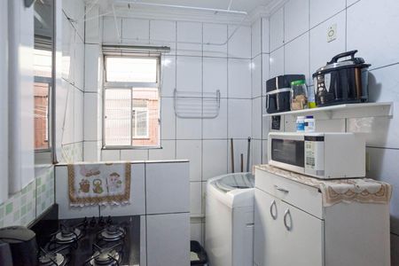 Apartamento à venda com 50m², 3 quartos e 1 vaga Apartamento à venda com 50m², 3 quartos e 1 vagaCozinha e Área de Serviço