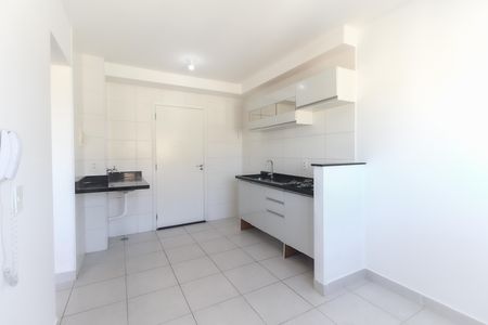 Apartamento para alugar com 32m², 2 quartos e sem vaga Apartamento para alugar com 32m², 2 quartos e sem vagaSala - Cozinha