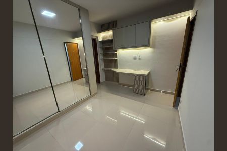 Apartamento para alugar com 72m², 2 quartos e 2 vagas Apartamento para alugar com 72m², 2 quartos e 2 vagasQuarto