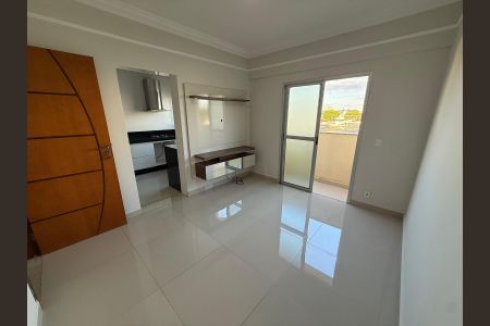 Apartamento para alugar com 2 quartos, 72m² em Saraiva, Uberlândia
