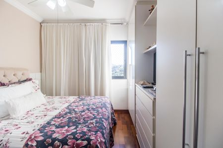 Apartamento à venda com 86m², 3 quartos e 2 vagas Apartamento à venda com 86m², 3 quartos e 2 vagasSuíte