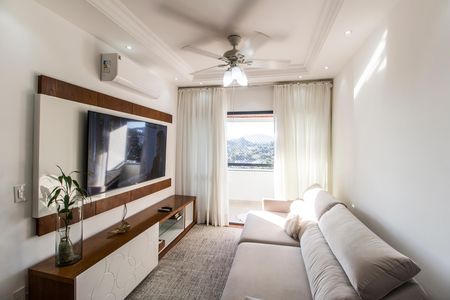 Apartamento à venda com 86m², 3 quartos e 2 vagas Apartamento à venda com 86m², 3 quartos e 2 vagasSala