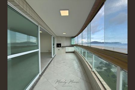 Apartamento para alugar com 173m², 3 quartos e 2 vagas Apartamento para alugar com 173m², 3 quartos e 2 vagasVaranda