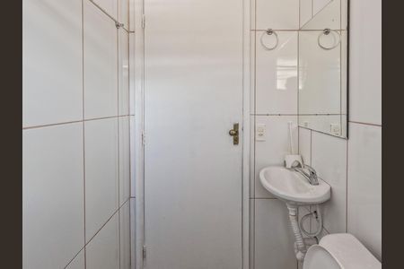 Banheiro de casa para alugar com 2 quartos, 90m² em Jaguará, São Paulo