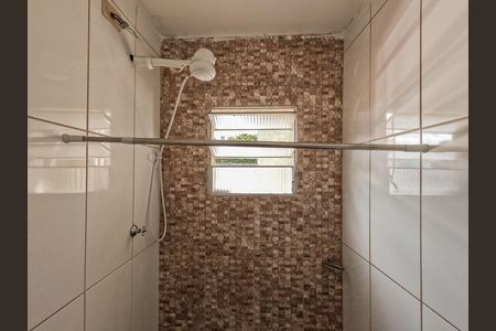 Casa para alugar com 90m², 2 quartos e 1 vaga Casa para alugar com 90m², 2 quartos e 1 vagaBanheiro