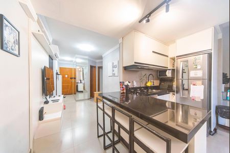 Apartamento à venda com 80m², 2 quartos e 1 vaga Apartamento à venda com 80m², 2 quartos e 1 vagaSala