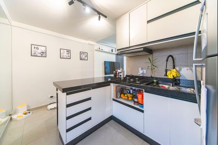 Cozinha  de apartamento para alugar com 2 quartos, 80m² em Vila Scarpelli, Santo André