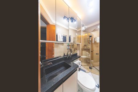 Apartamento à venda com 80m², 2 quartos e 1 vaga Apartamento à venda com 80m², 2 quartos e 1 vagaBanheiro