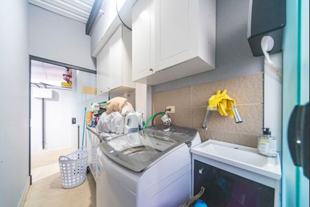 Apartamento à venda com 80m², 2 quartos e 1 vaga Apartamento à venda com 80m², 2 quartos e 1 vagaÁrea de Serviço