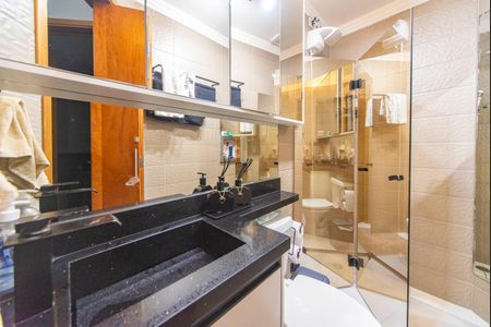 Apartamento à venda com 80m², 2 quartos e 1 vaga Apartamento à venda com 80m², 2 quartos e 1 vagaBanheiro