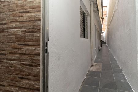 Quintal - Corredor lateral de casa à venda com 4 quartos, 125m² em Jardim Santa Teresinha, São Paulo