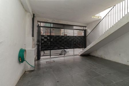 Garagem de casa à venda com 4 quartos, 125m² em Jardim Santa Teresinha, São Paulo