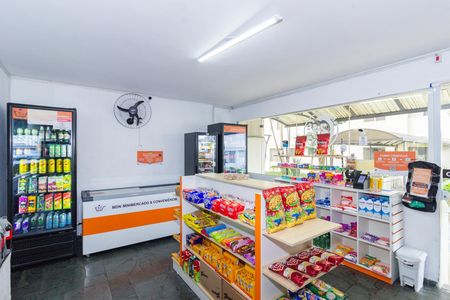 Mercado de apartamento para alugar com 2 quartos, 52m² em Vila Jaraguá, São Paulo
