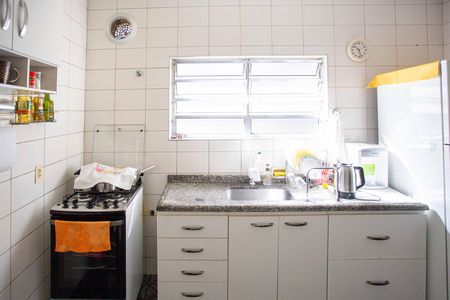 Cozinha de casa para alugar com 3 quartos, 96m² em Jardim Luso, São Paulo
