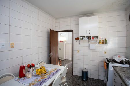 Cozinha de casa para alugar com 3 quartos, 96m² em Jardim Luso, São Paulo