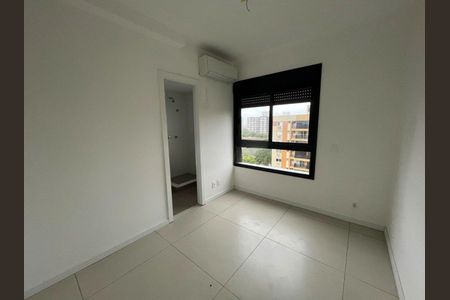 Quarto 2 de apartamento para alugar com 2 quartos, 69m² em Boa Vista, Porto Alegre