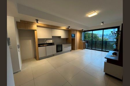 Apartamento para alugar com 69m², 2 quartos e 1 vaga Apartamento para alugar com 69m², 2 quartos e 1 vagaSala / Cozinha