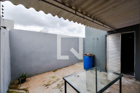 Casa para alugar com 65m², 2 quartos e 2 vagas Casa para alugar com 65m², 2 quartos e 2 vagasÁrea externa