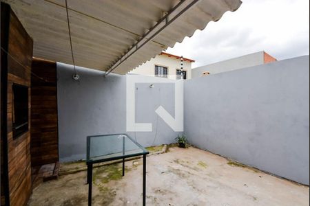 Casa para alugar com 65m², 2 quartos e 2 vagas Casa para alugar com 65m², 2 quartos e 2 vagasÁrea externa