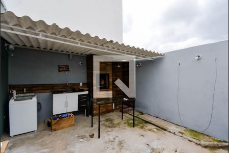Casa para alugar com 65m², 2 quartos e 2 vagas Casa para alugar com 65m², 2 quartos e 2 vagasÁrea externa