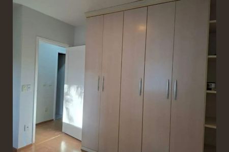Casa de condomínio para alugar com 120m², 3 quartos e 2 vagas Casa de condomínio para alugar com 120m², 3 quartos e 2 vagasQuarto