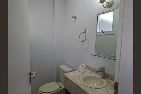 Banheiro de casa de condomínio para alugar com 3 quartos, 120m² em Jardim Bom Retiro, Campinas