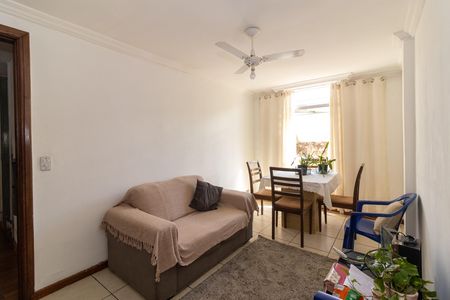 Sala de apartamento à venda com 2 quartos, 50m² em Realengo, Rio de Janeiro