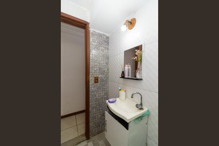 Apartamento à venda com 50m², 2 quartos e 1 vaga Apartamento à venda com 50m², 2 quartos e 1 vagaBanheiro