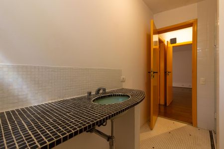Banheiro de apartamento para alugar com 2 quartos, 90m² em Sumarezinho, São Paulo