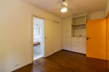 Apartamento à venda com 90m², 2 quartos e 1 vaga Apartamento à venda com 90m², 2 quartos e 1 vagaSuíte