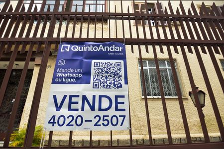 Placa de apartamento à venda com 3 quartos, 143m² em Tijuca, Rio de Janeiro