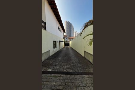Casa para alugar com 580m², 4 quartos e 30 vagas Casa para alugar com 580m², 4 quartos e 30 vagasGaragem