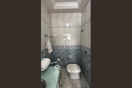 Casa para alugar com 580m², 4 quartos e 30 vagas Casa para alugar com 580m², 4 quartos e 30 vagasBanheiro da Suíte 2