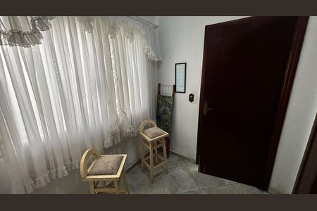 Despensa de casa para alugar com 4 quartos, 580m² em Vila Homero Thon, Santo André