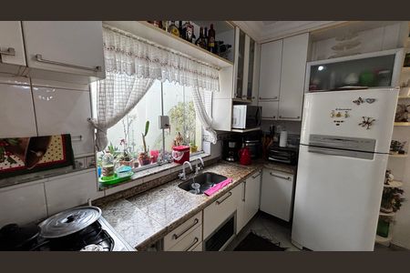 Casa para alugar com 580m², 4 quartos e 30 vagas Casa para alugar com 580m², 4 quartos e 30 vagasCopa/Cozinha