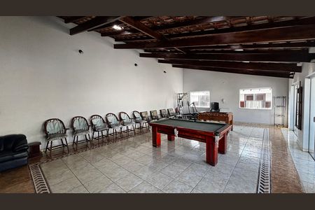 Área comum de casa para alugar com 4 quartos, 580m² em Vila Homero Thon, Santo André